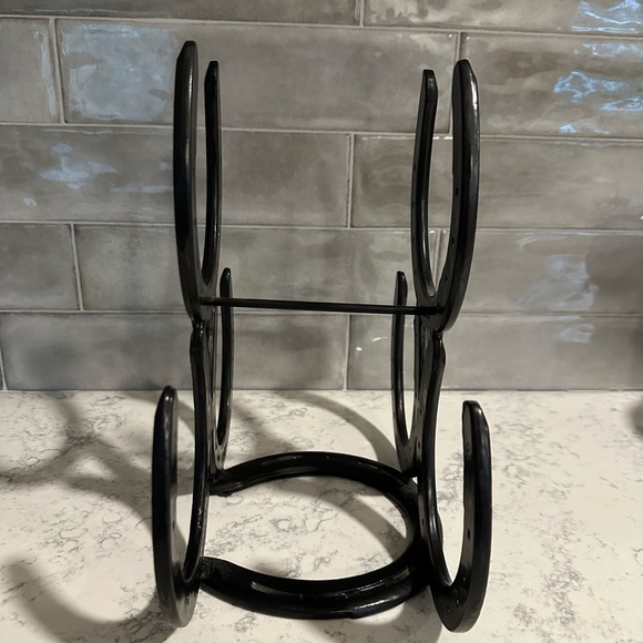 🎉HP🎉 Horseshoe Wine Rack - Picture 3 of 4